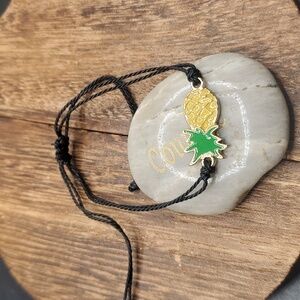 B2918 pineapple‎ twine bracelet